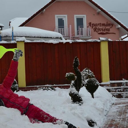 Apartmany Riviera A Chalupa Riviera Liptov, Bešeňová エクステリア 写真
