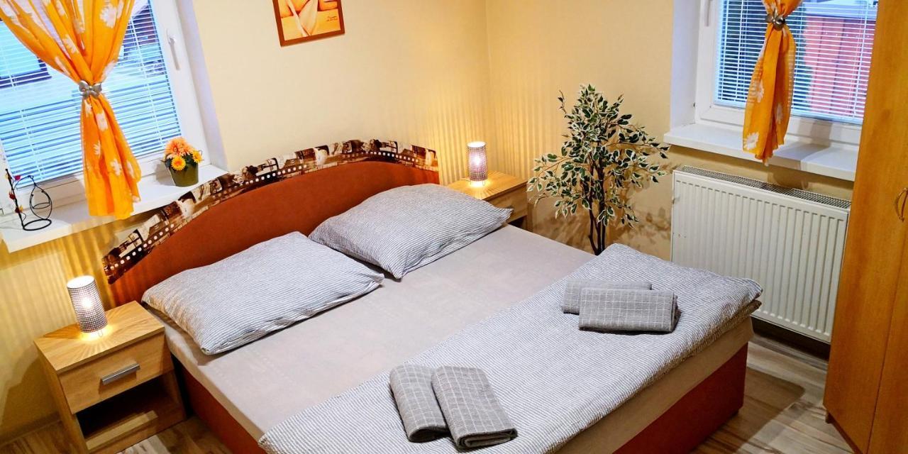 Apartmany Riviera A Chalupa Riviera Liptov, Bešeňová エクステリア 写真