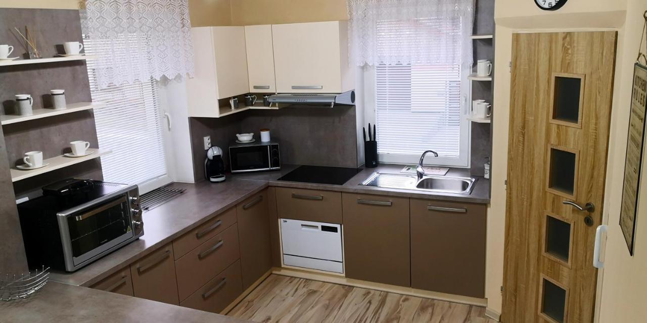 Apartmany Riviera A Chalupa Riviera Liptov, Bešeňová エクステリア 写真